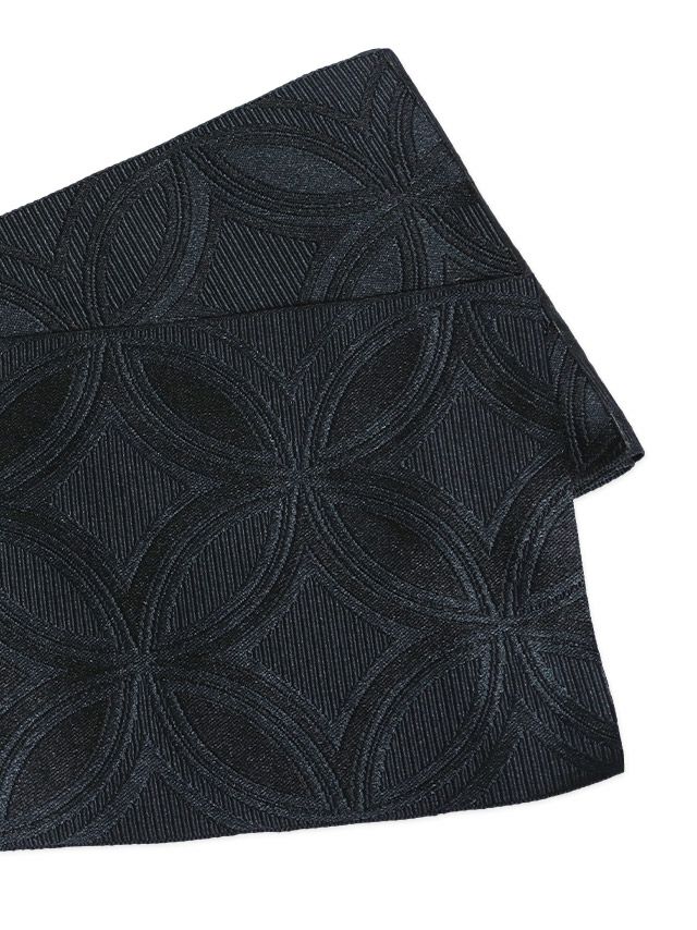 イメージ画像13 浴衣 セット レディース Tika ティカ ゆんころ着用 クリーム地に流水紋と優雅な金魚 ゆかた3点セット 浴衣+平帯or兵児帯+下駄 浴衣 可愛い かわいい レトロ モダン 大人 女性 女 安い 通販