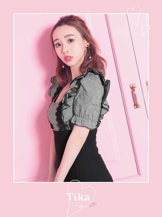 イメージ画像1 キャバドレス 韓国 [Tika/ティカ]久保七瀬着用 フリル ギンガムチェック レース サロペット風 ドッキング アシメ タイト ミニドレス ギンガムチェック×ブラック S?Lサイズ 韓国ドレス キャバ ドレス 大きいサイズ ミニ 膝丈 キャバワンピ 私服 シンプル ワンピース 通販