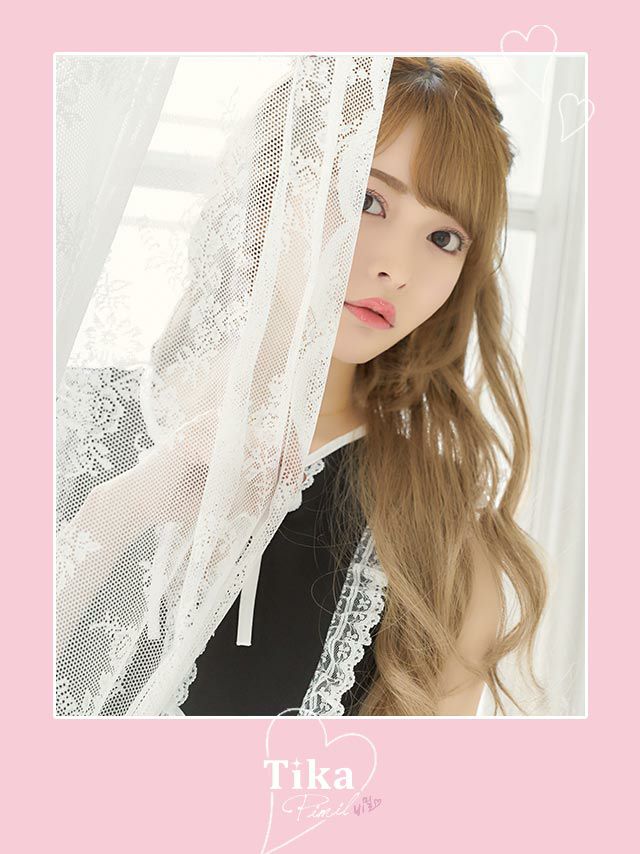 イメージ画像1 キャバドレス 韓国 [Tika/ティカ]黒崎みさ着用 ネックリボン レース 裾フリル ミニドレス ブルー ブラック S?Lサイズ 韓国ドレス キャバ ドレス 大きいサイズ ミニ 膝丈 キャバワンピ 私服 シンプル ワンピース 青 黒 通販