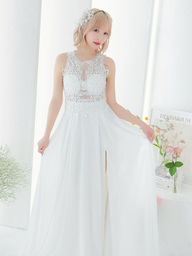 イメージ画像10  シースルーフラワー刺繍ビジューデザインAラインスリットロングドレス ロングドレス ロング丈 マキシ丈 キャバドレス キャバ クラブ ラウンジ キャバクラ ホワイト ピンク ブラック 白 黒 フレア 花柄 バースデー 誕生日 イベント ナイトドレス