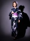 イメージ画像4 浴衣 粋 濃紺 紺地 しっとり 菖蒲 あやめ 花 花柄 ゆかた 3点セット セット 大人 レディース 帯 下駄 平帯 作り帯 和装 和服 レディース浴衣 大人浴衣 可愛い お洒落