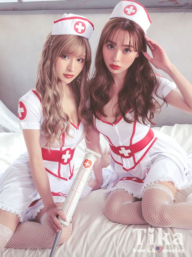 コスプレ 胸元ジッパーペア体型カバーフレアスカートインポートナース 3点セット