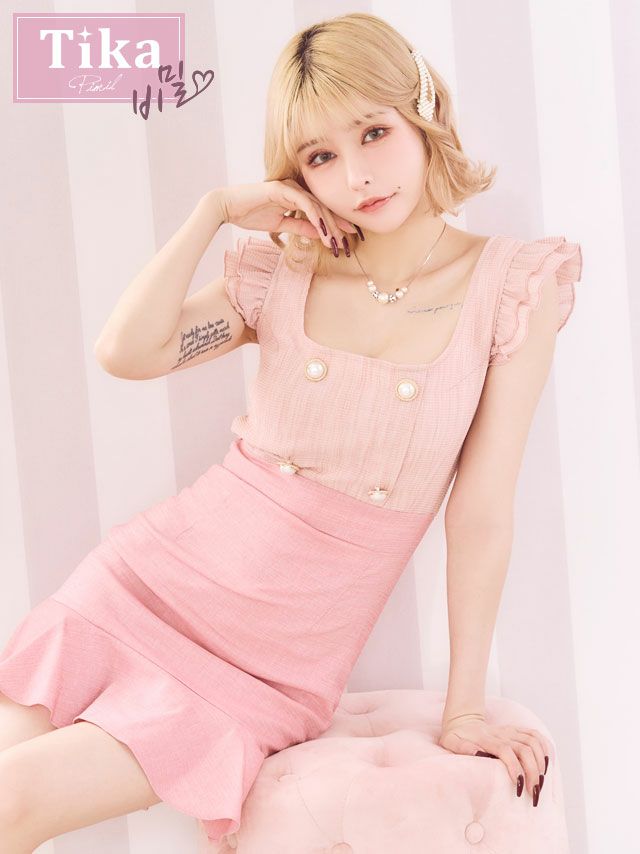 キャバクラ ミニ丈 韓国ドレス 大きいサイズ 袖あり Tika ティカ フリル袖パールボタンハイウエスト切替レディスタイルマーメイドタイトミニドレス