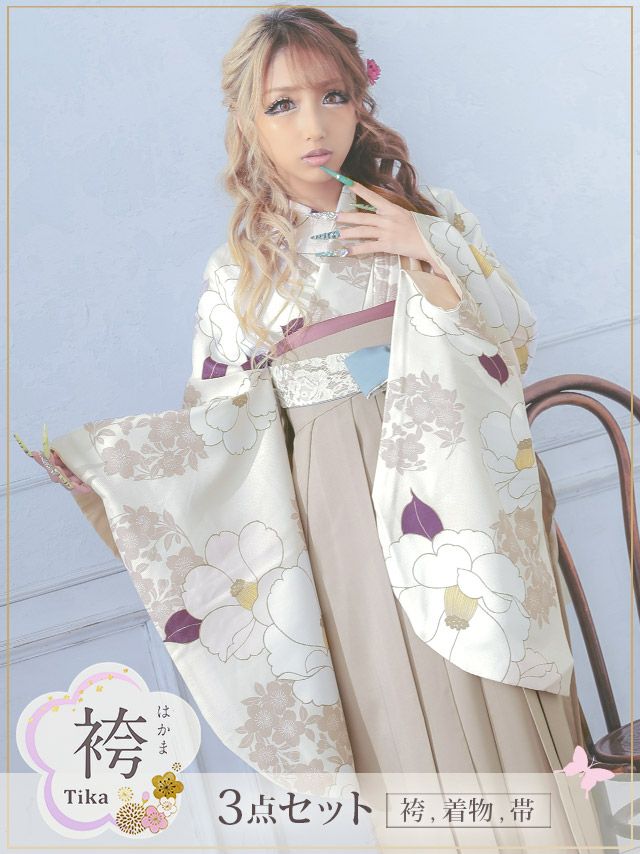 袴] ベージュ地に桜と白椿はかま3点セット (二尺+帯+袴) (ももあ着用)