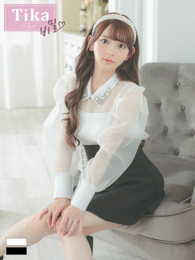 韓国ドレス] キャミソール付きビジュー襟付き長袖シアーブラウス