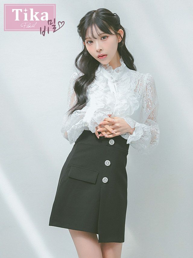 キャバドレス ミニ丈 韓国 キャバドレス Tika ティカ カップ付きキャミソールスタンドネックフリルレース長袖ブラウス×スカートパンツセットアップドレス