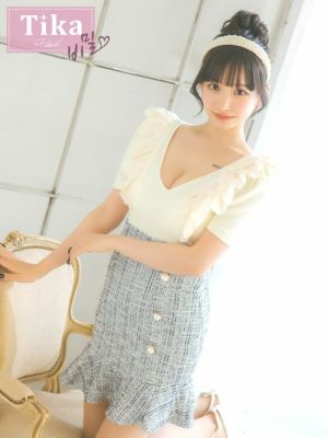 [SALE] [韓国ドレス] 袖ありフリルレ...