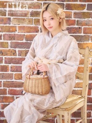 [浴衣 選べる帯] レトロ ベージュ地×ボタ...