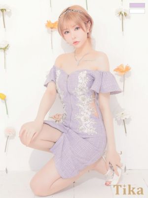 オフショルダーゴージャスフリル袖フロントジッ...