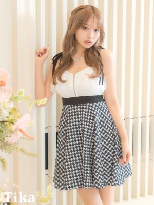 [SALE] キャミソール リボン 胸元フリル レースジップ 千鳥格子柄 フレアミニドレス (Sサイズ～XXLサイズ) (重川茉弥/キャバドレス着用)