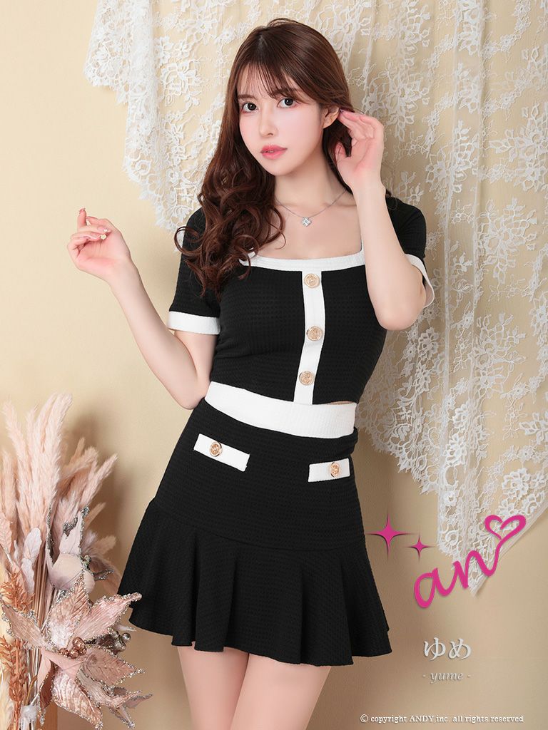 キャバドレス an アン　高級半袖セットアップゴールドボタンスクエアネックバイカラーフレアミニドレス