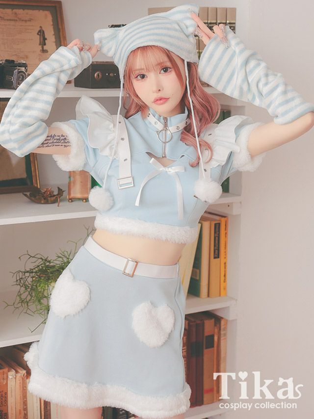 [コスプレ] 4点set へそ出しもこもこフ...