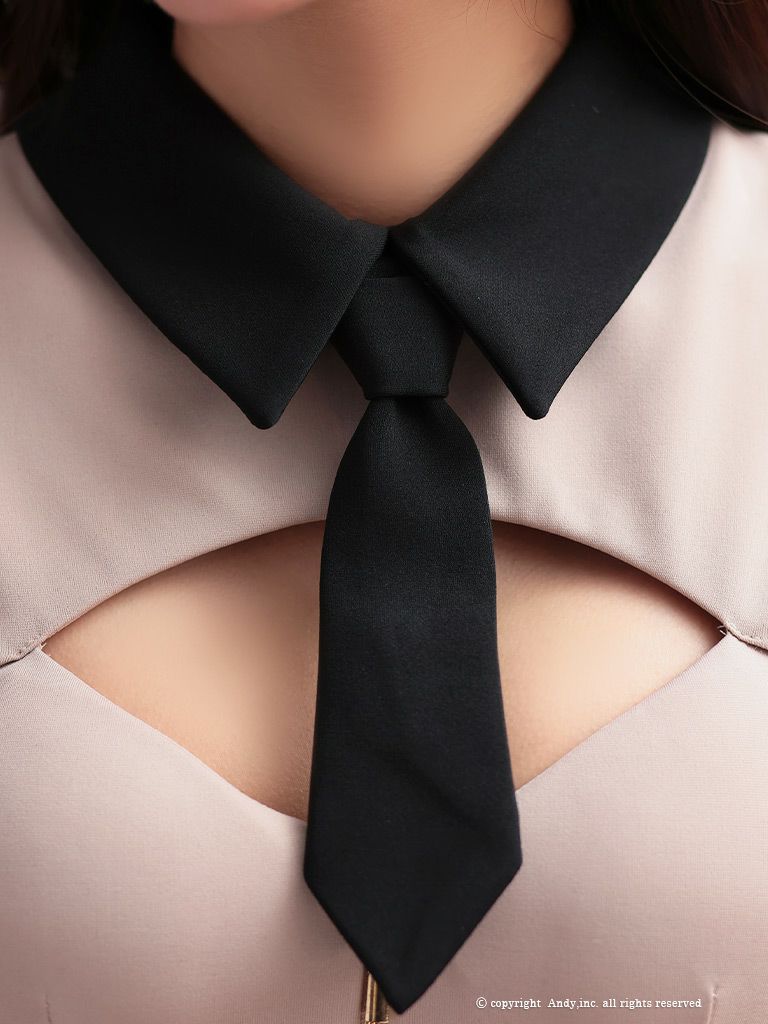 キャバドレス Andy アンディ 高級 半袖襟デザインゴールドボタンバストカットセットアップタイトミニドレス