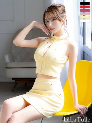 予約商品【6月上旬入荷予定】[ROBEdeFLEURS/ローブドフルール] 高級ハートスタッズホルターネックジップゴールドチェーンセットアップタイトミニドレス (伊藤舞雪/キャバドレス着用)