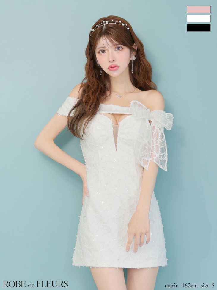 予約商品【6月中旬入荷予定】[ROBEdeFLEURS/ローブドフルール] 高級 オフショルダー バストカット リボン 総レース フレアミニドレス