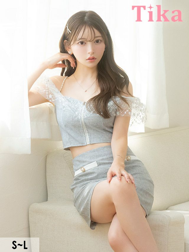 タイト ミニドレス 谷間 ジップ セットアップ 肩出し 二の腕カバー ラメチュールショルダー  (黒崎みさ着用)